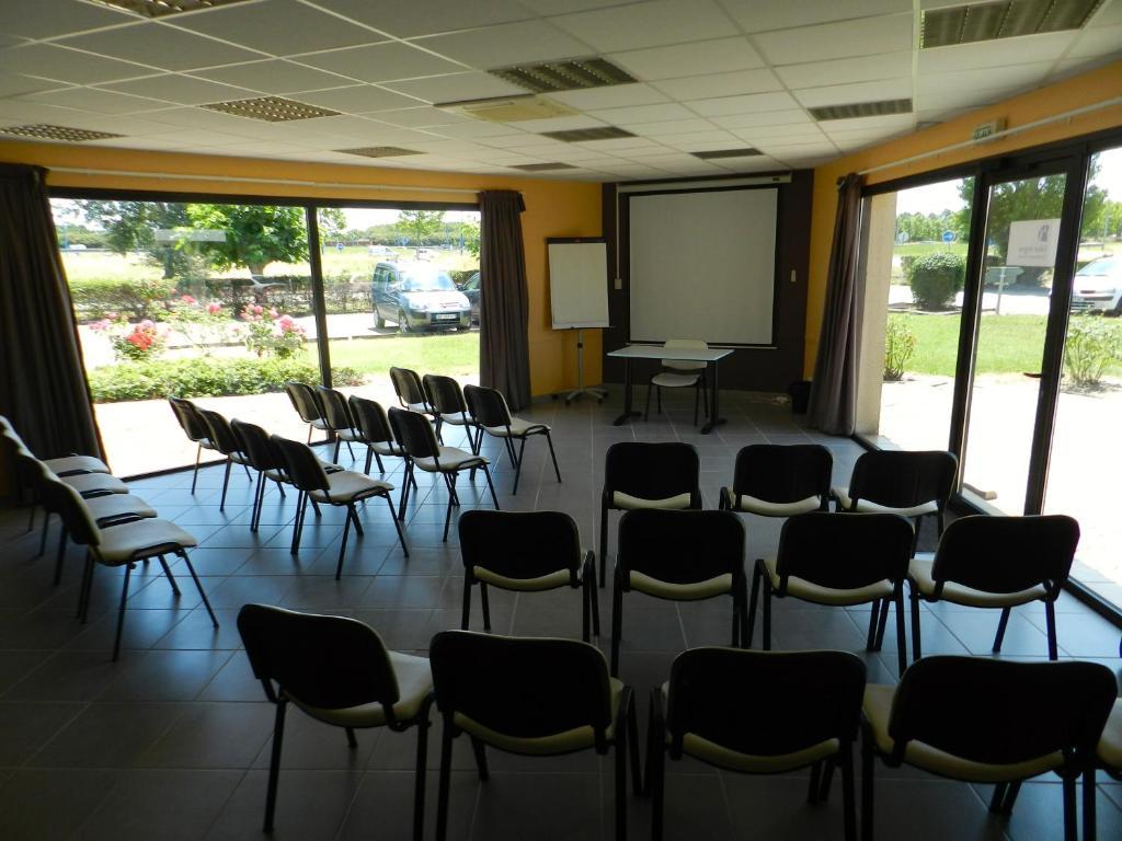 Hotel Kyriad Montauban Bisnis foto