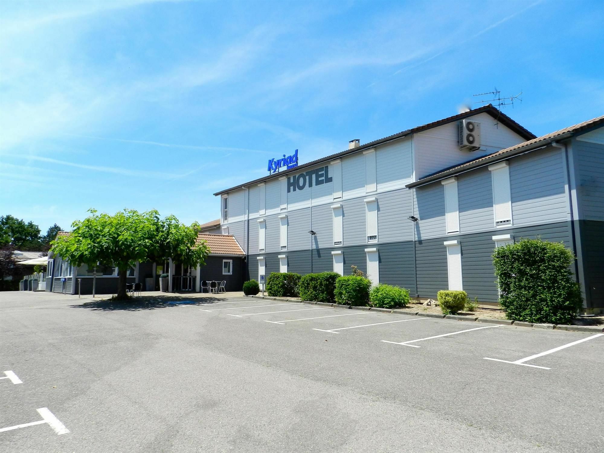 Hotel Kyriad Montauban Bagian luar foto