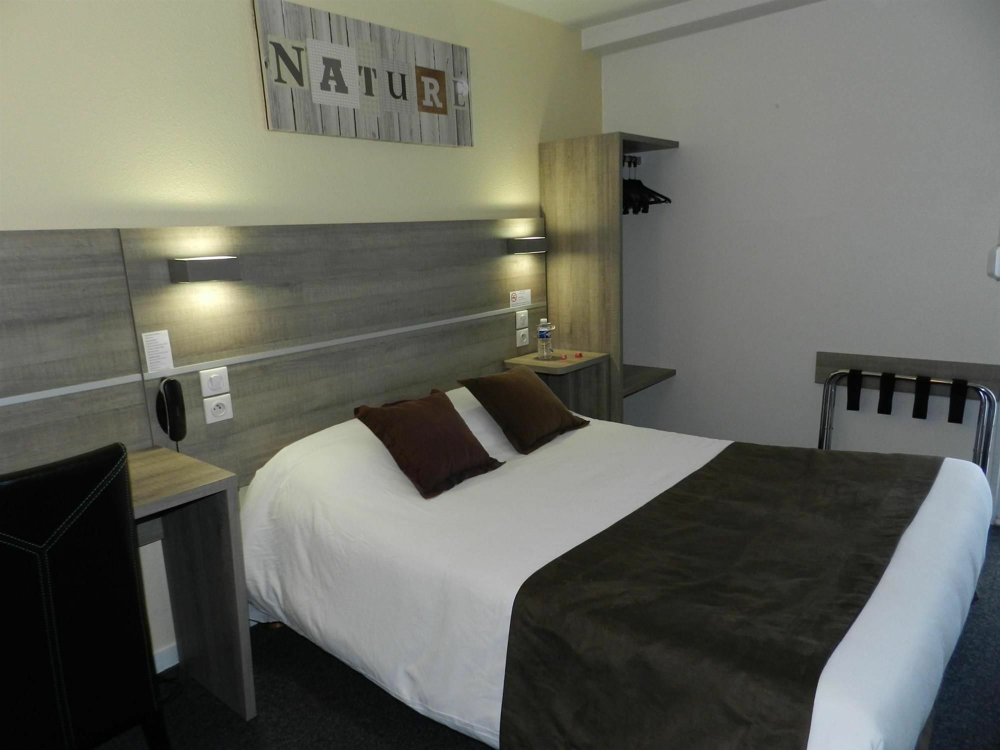 Hotel Kyriad Montauban Ruang foto